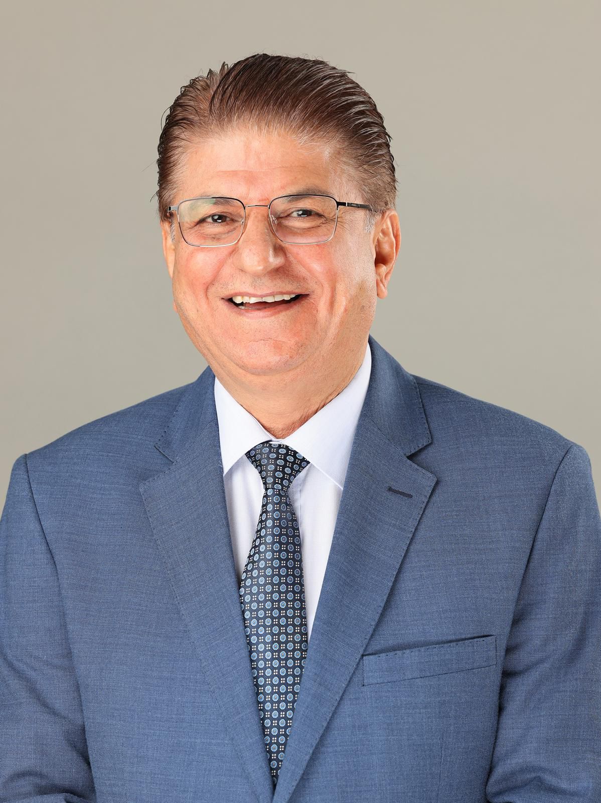 The University of Jordan Honors Engineer Abdulwahab Al-Rawad for His Distinguished Professional Career.