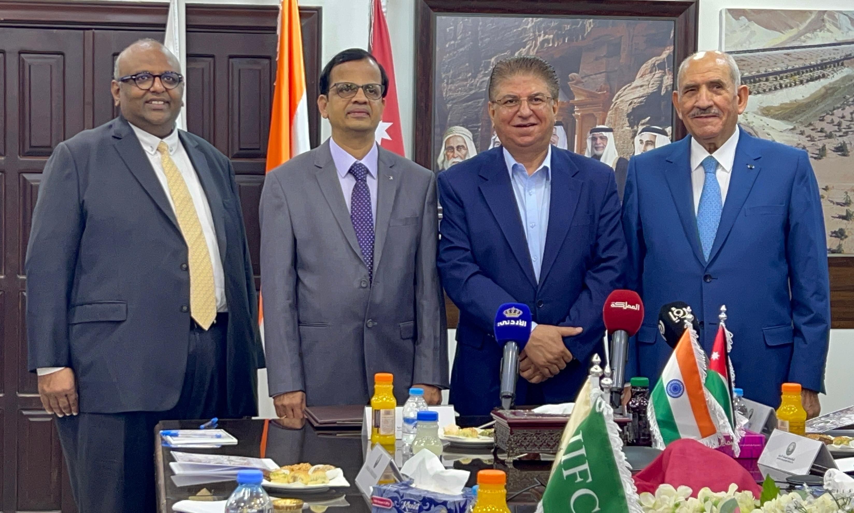 Jordan Phosphate Mining Company signs a strategic agreement with India's Coromandel to supply it with 500,000 tons of Jordanian phosphate annually.